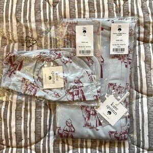Kate Quinn little red single layer blanket and small bib set 🐺 in bamboo